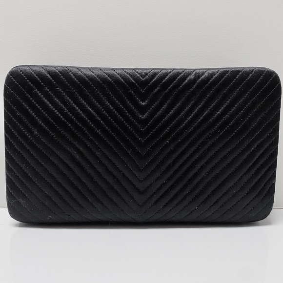 Vintage Judith Leiber Black Chevron Silk Clasp Clutch Bag Italy - Picture 1 of 7